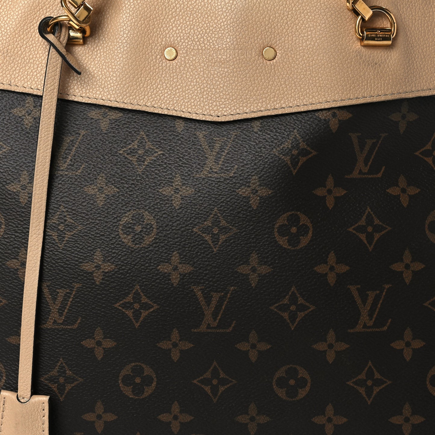 Monogram Pallas Shopper Dune