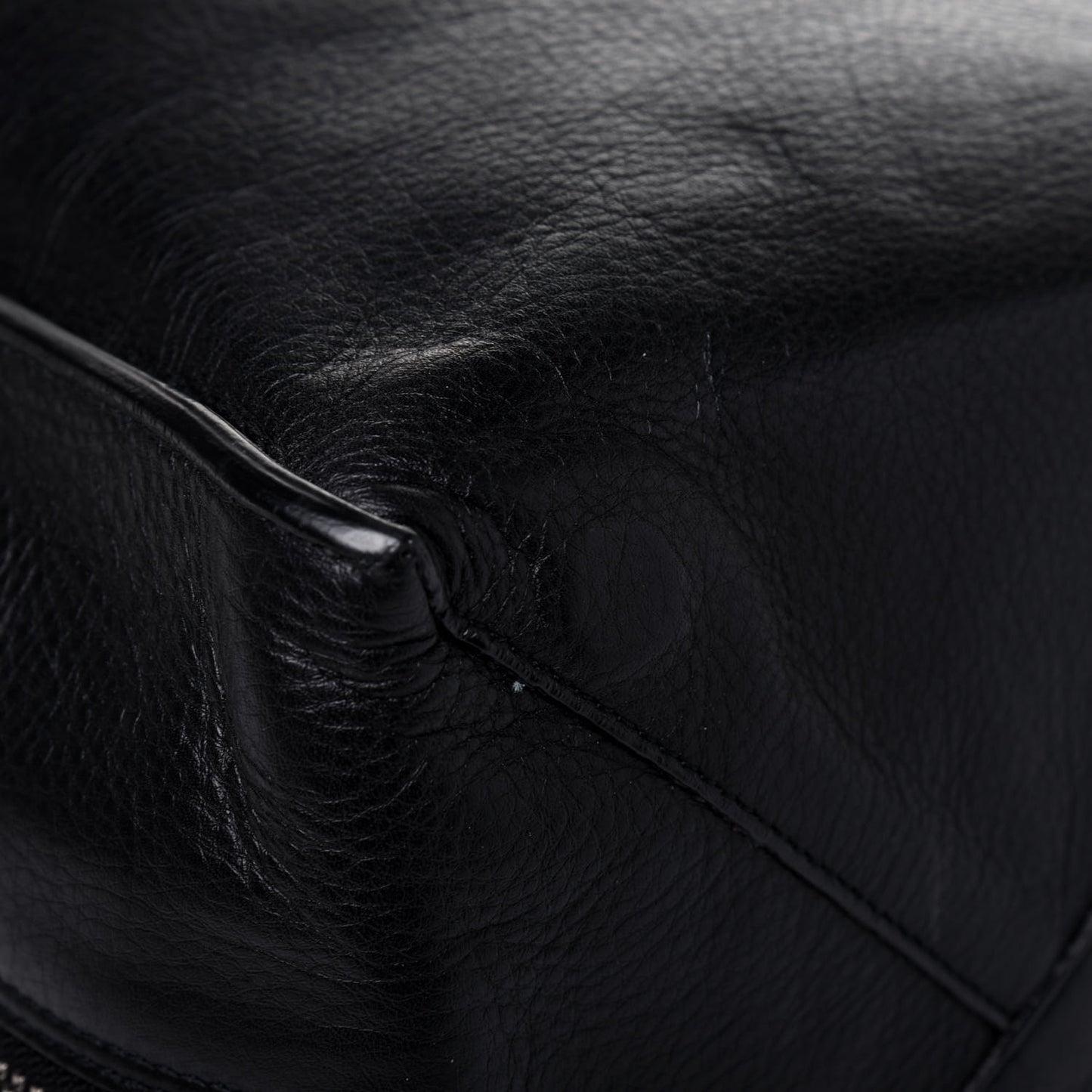 Supple Calfskin Papier A4 Zip Around Tote Black