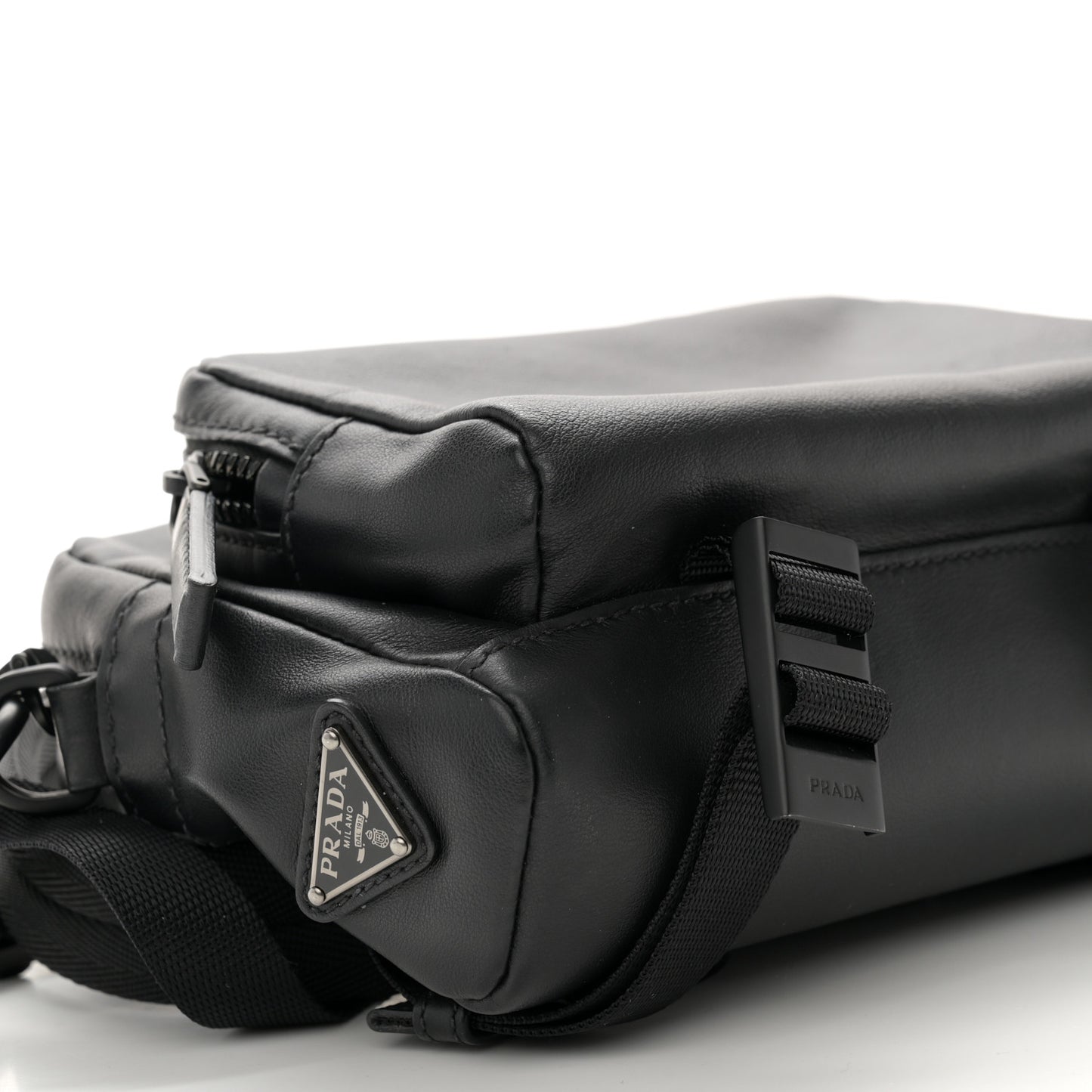 Grace Lux Montagna Messenger Bag Black