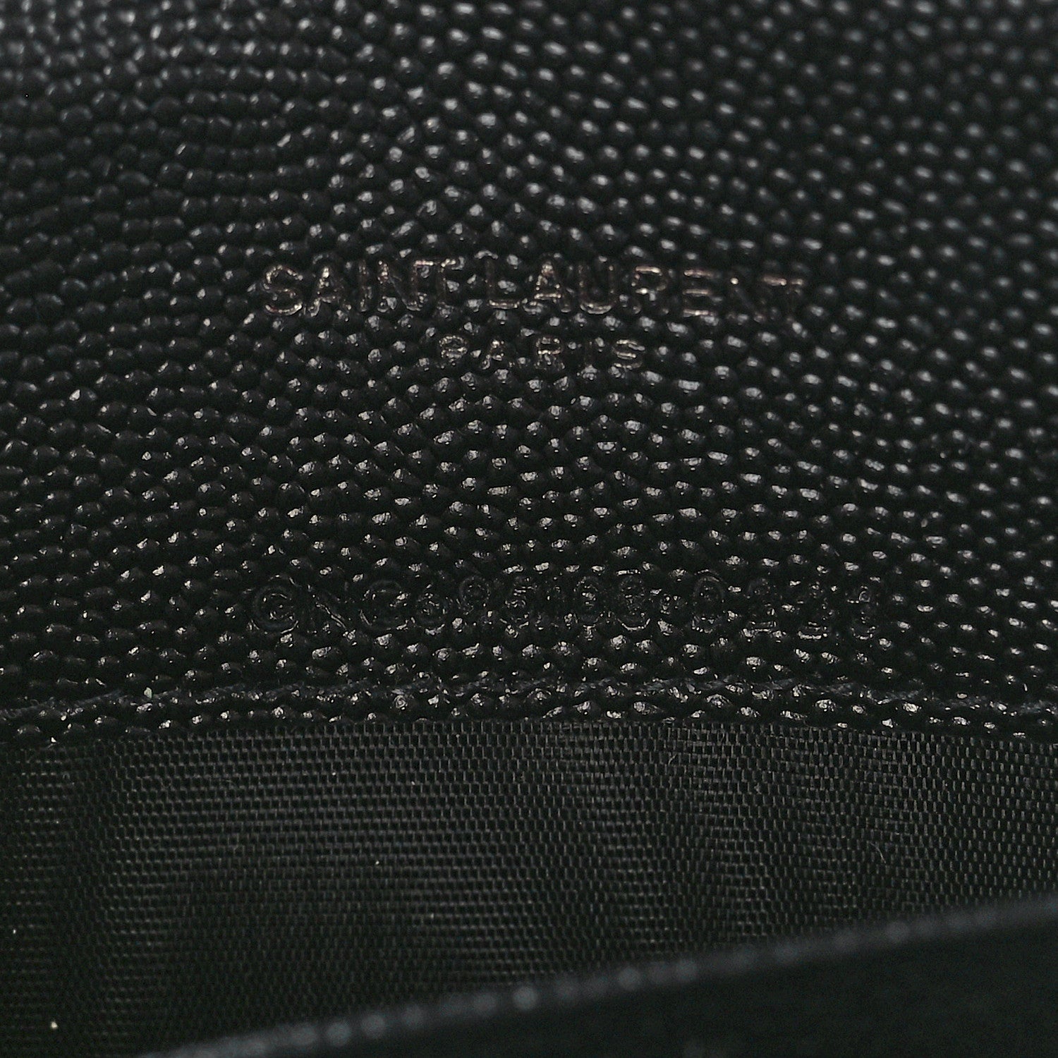 Saint Laurent Grain De Poudre Matelasse Chevron Monogram Monochrome Envelope Chain Wallet Black 7 of 11