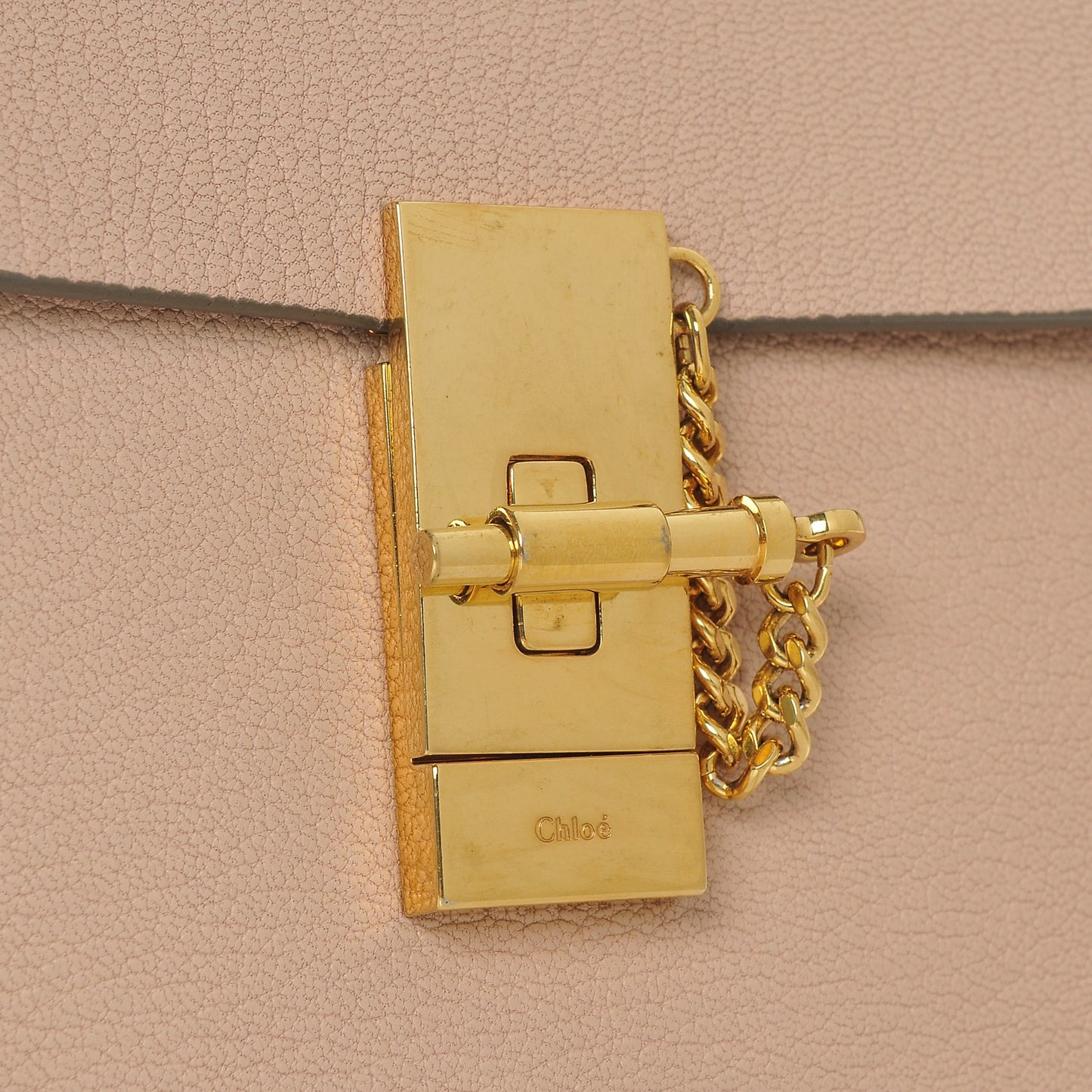 Grained Lambskin Medium Drew Shoulder Bag Cement Pink