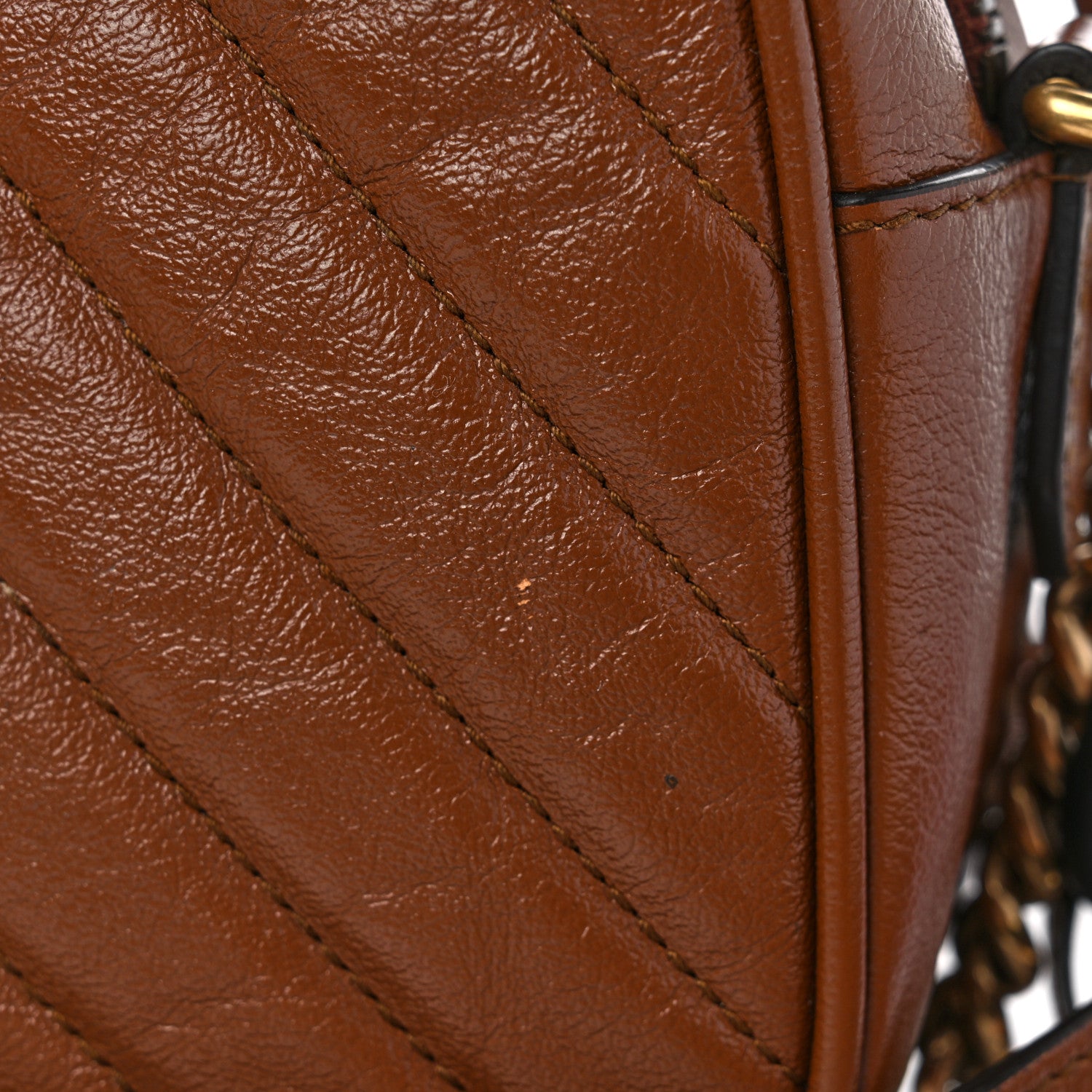 Gucci Glazed Calfskin Matelasse Diagonal Small GG Marmont Chain Shoulder Bag Cuir 14 of 14