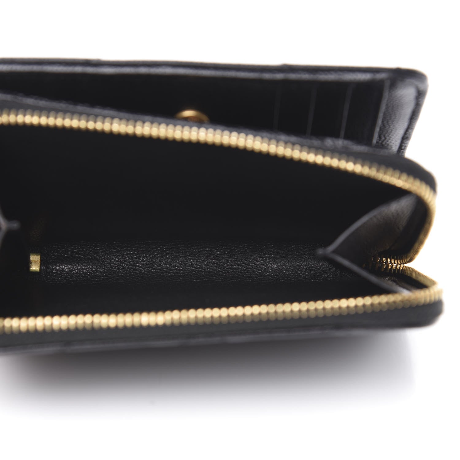 Saint Laurent Grain De Poudre Matelasse Chevron Monogram Compact Zip Around Wallet Black 6 of 8
