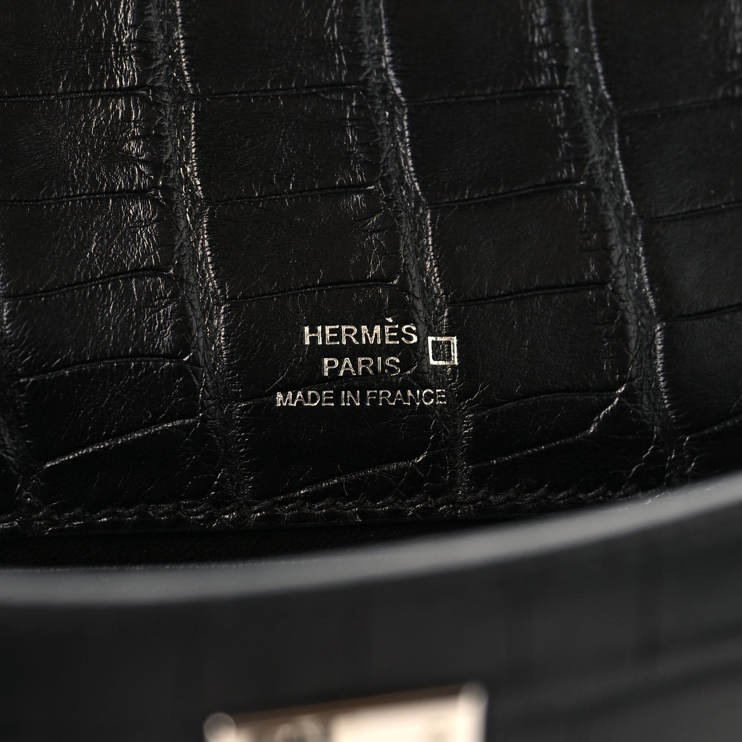 Matte Alligator Kelly Pochette Black