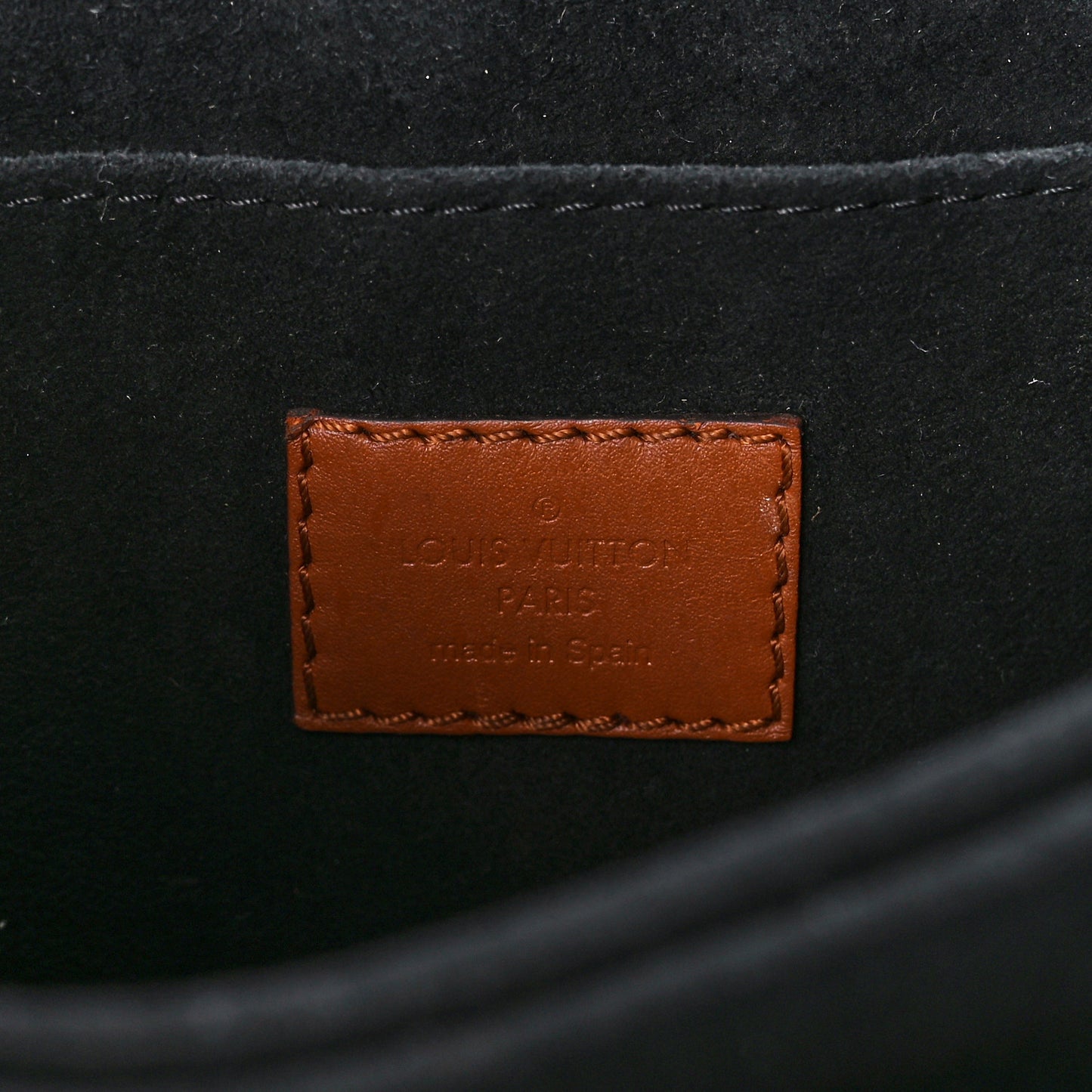 Reverse Monogram Dauphine MM