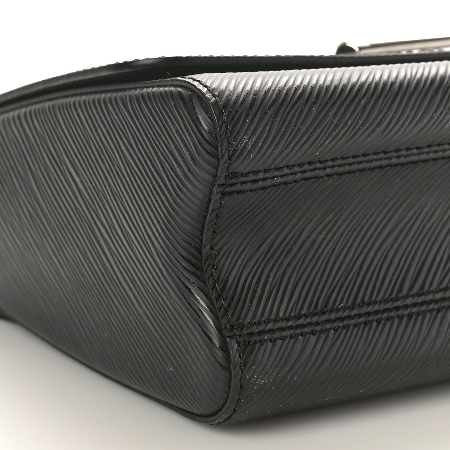 Epi Twist Shoulder Bag MM Black