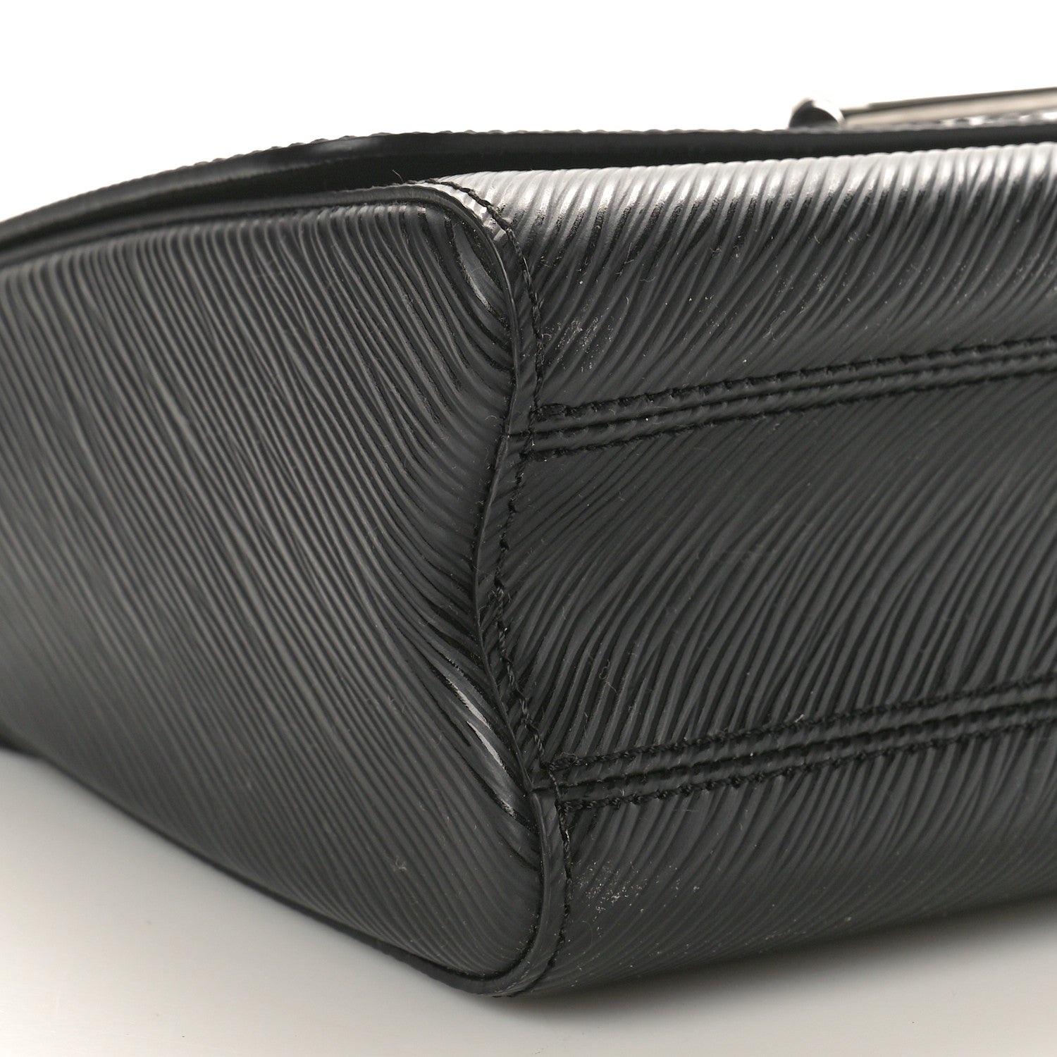 Louis Vuitton Epi Twist Shoulder Bag MM Black 9 of 10