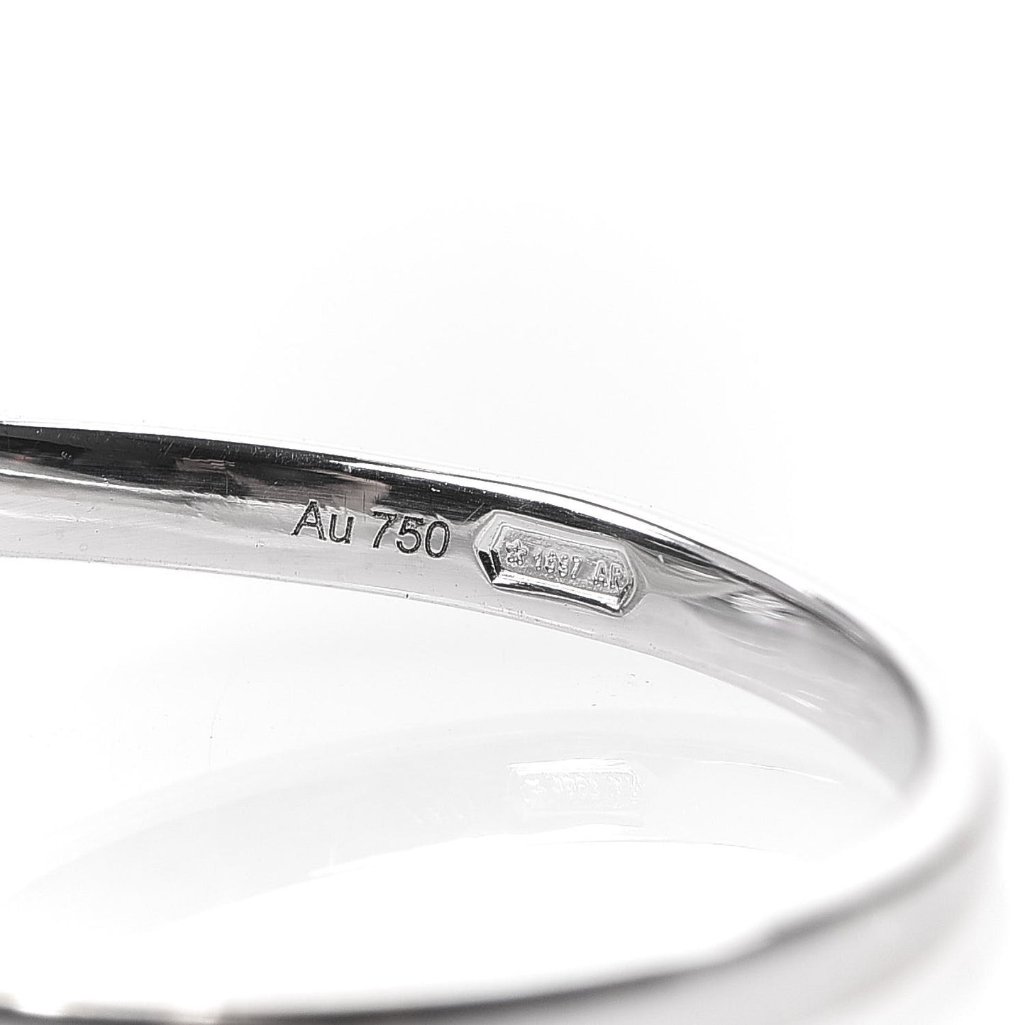 18K White Gold Diamond Heart Band Ring 54 6.75