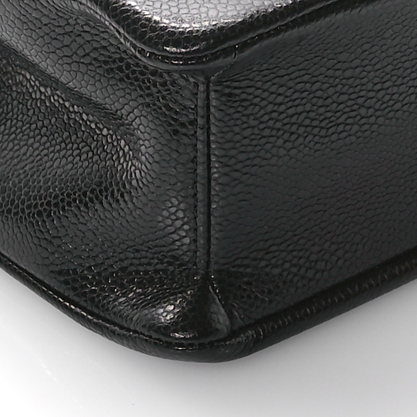 Shiny Caviar Small Flap Black