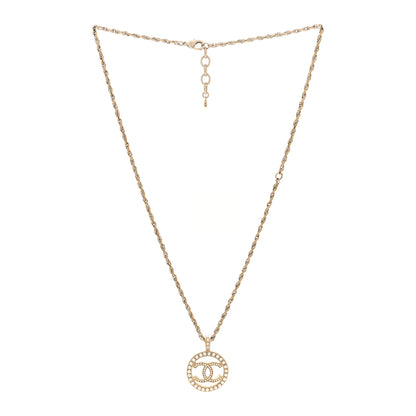 Chanel Pearl CC Round Pendant Necklace Gold 3 of 5