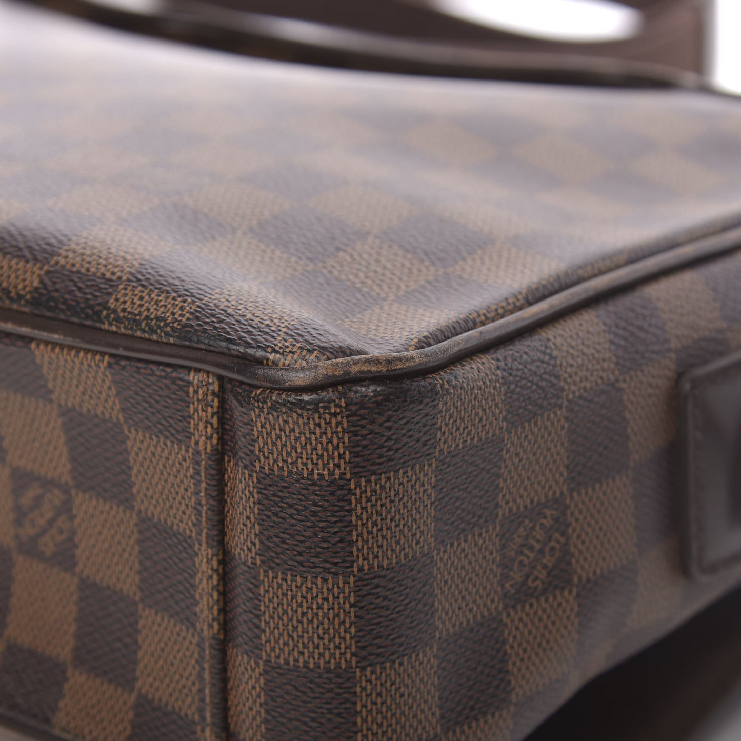 Damier Ebene Shelton MM