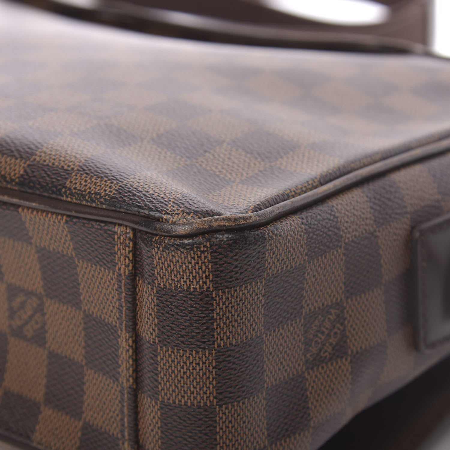 Louis Vuitton Damier Ebene Shelton MM 17 of 17