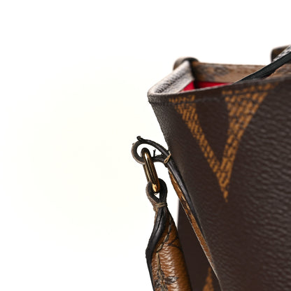 Louis Vuitton Reverse Monogram Giant Onthego MM 14 of 17