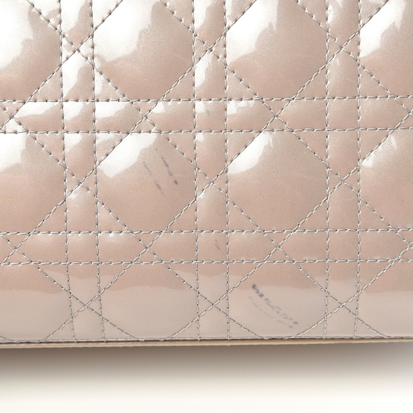 Pearlized Patent Cannage Medium Lady Dior Grey
