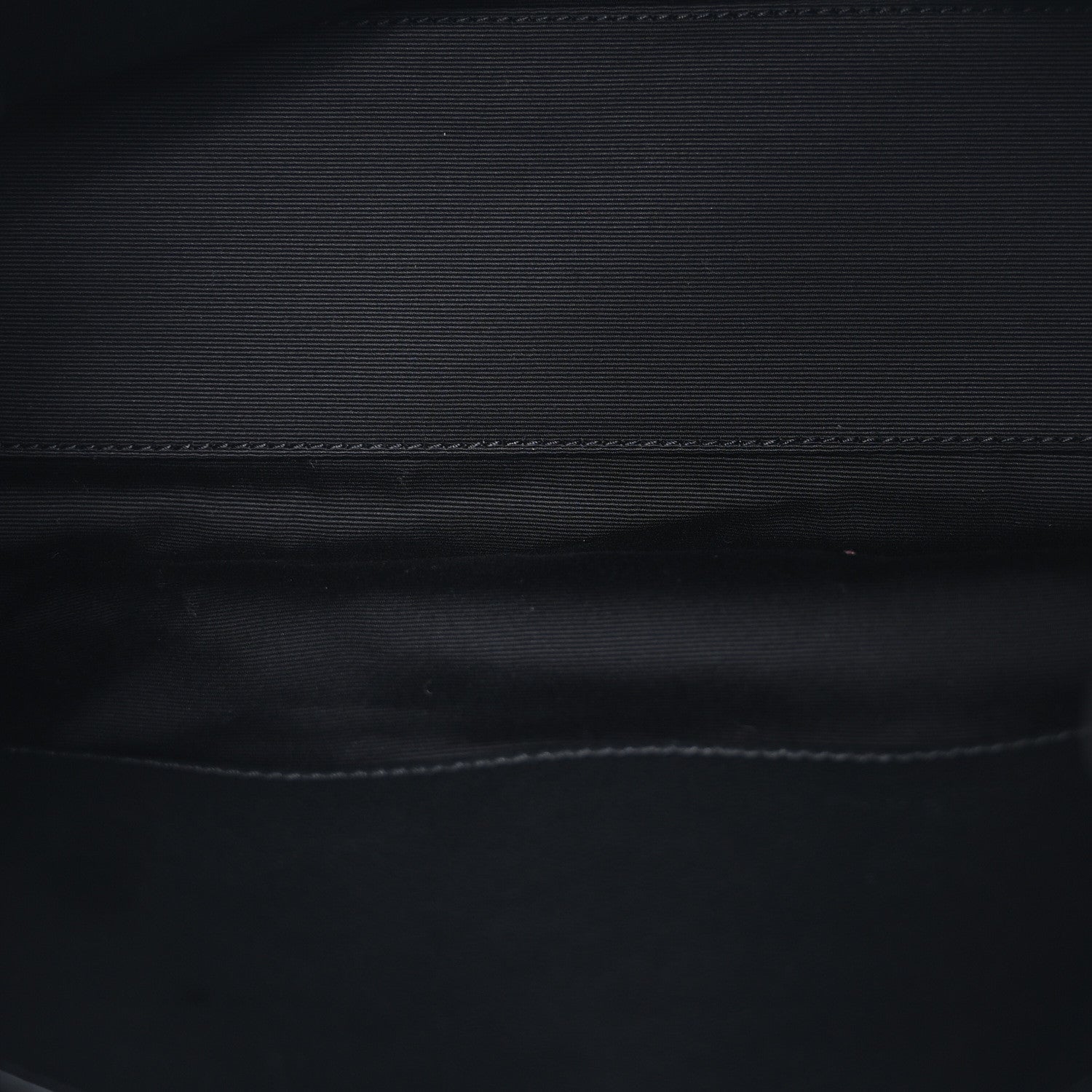 Saint Laurent Crinkled Calfskin Matelasse Monogram Medium Niki Shopper Tote Black 5 of 9