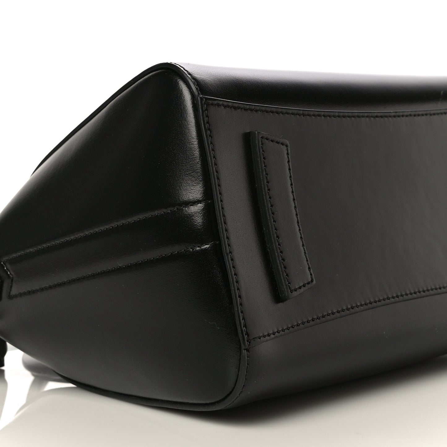 Shiny Lord Calfskin Small Antigona Black