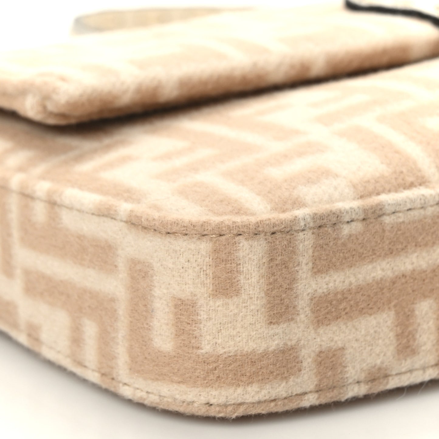 Wool Cuoio Romano Selleria FF 1974 Baguette 1997 Beige Cammello Camelia