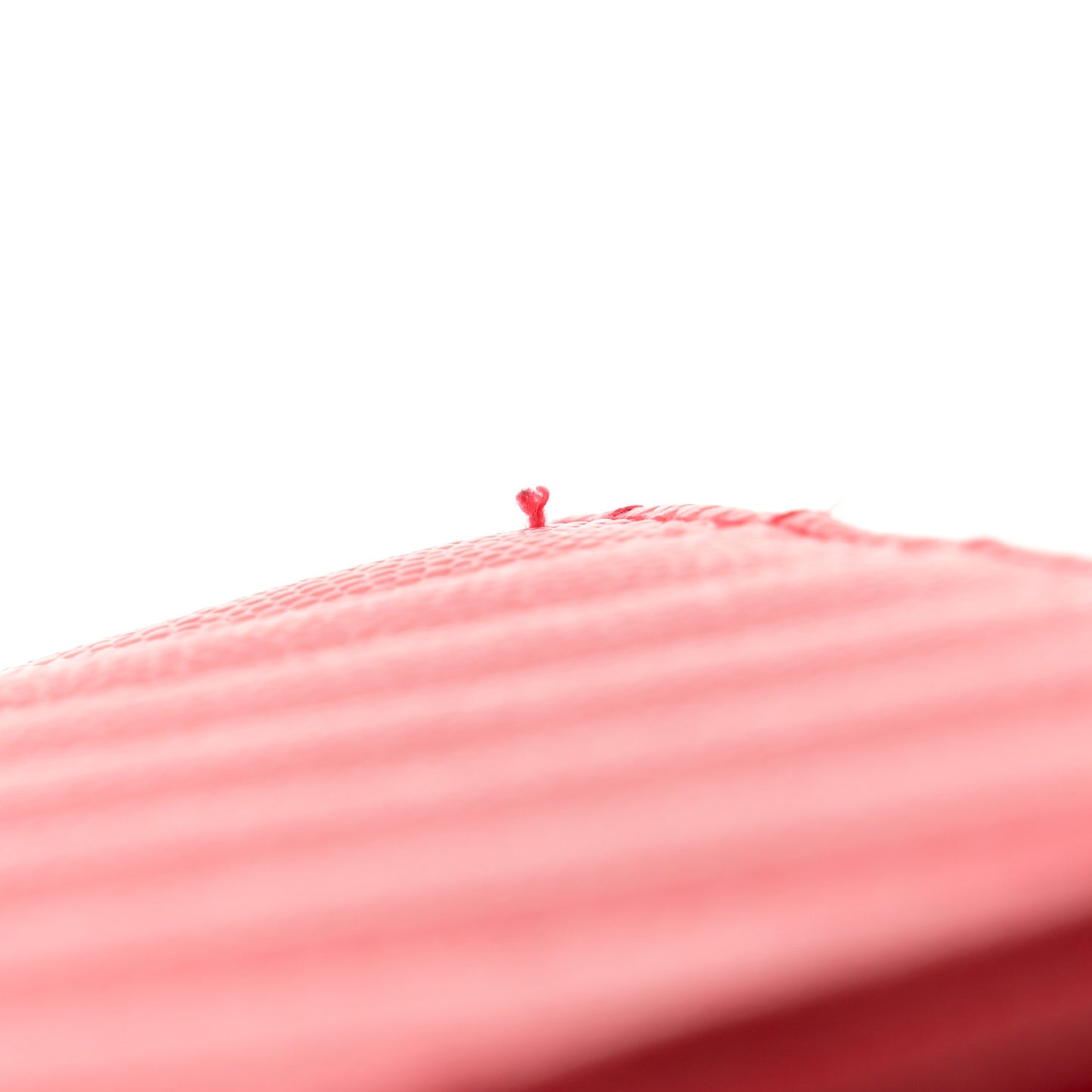 Grain De Poudre Matelasse Chevron Monogram Envelope Chain New Red