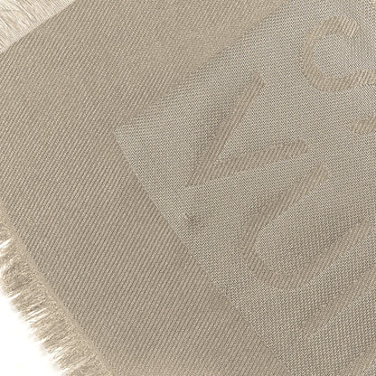 Louis Vuitton Silk Wool Monogram Lock and Go Shine Shawl Vert Asnieres 5 of 5