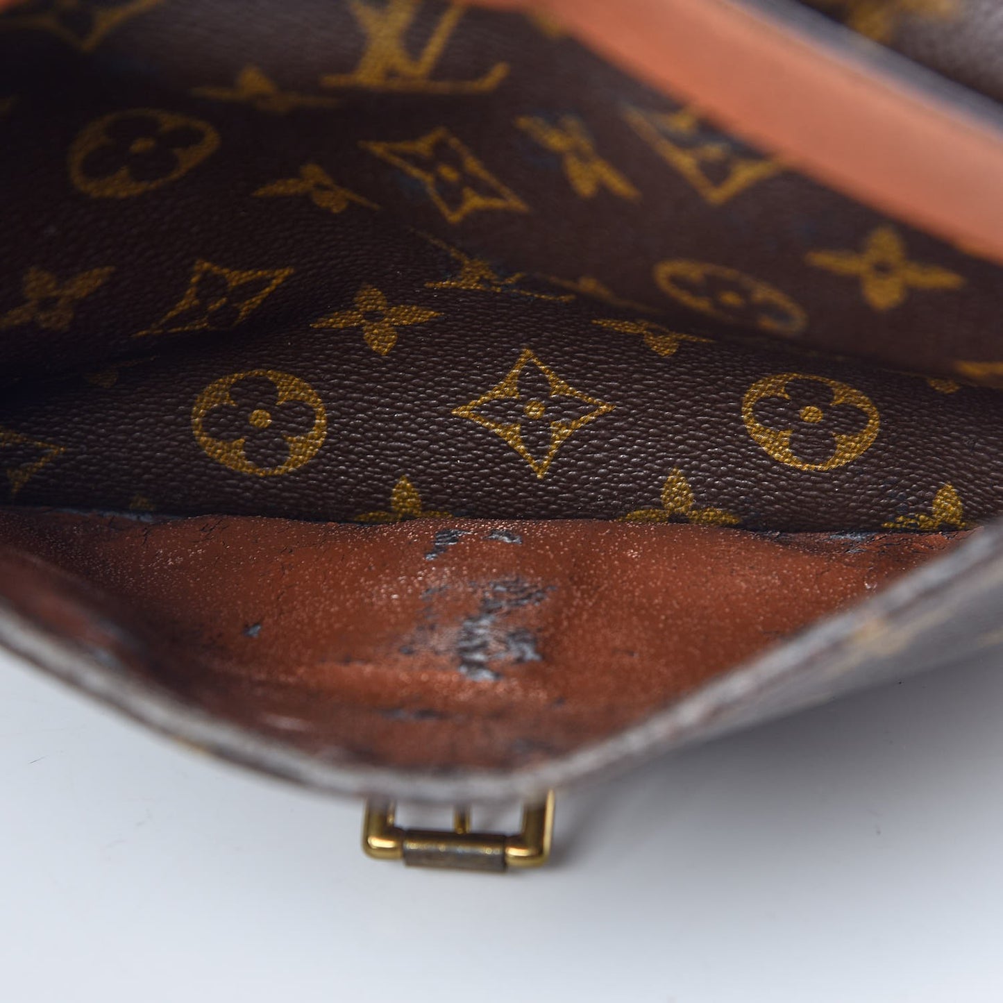 Monogram Jeune Fille