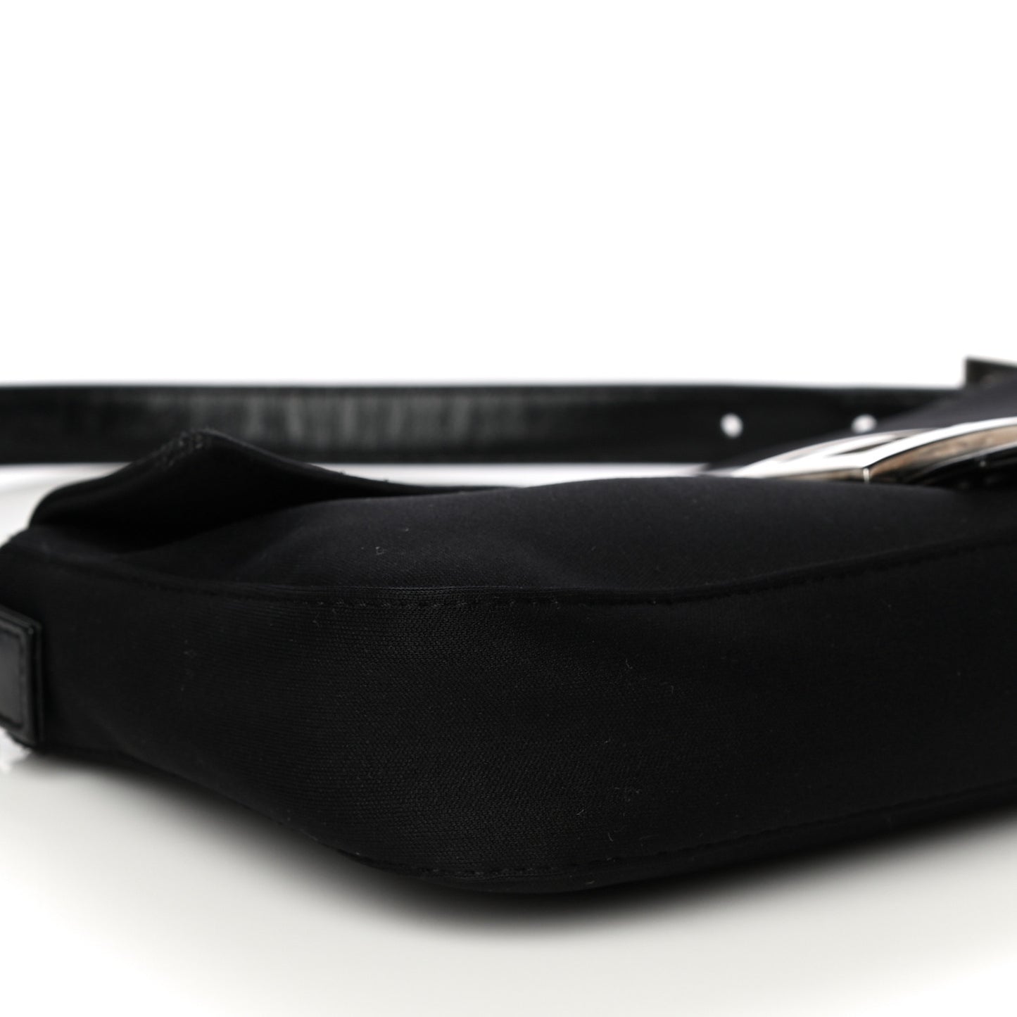 Neoprene Baguette Black