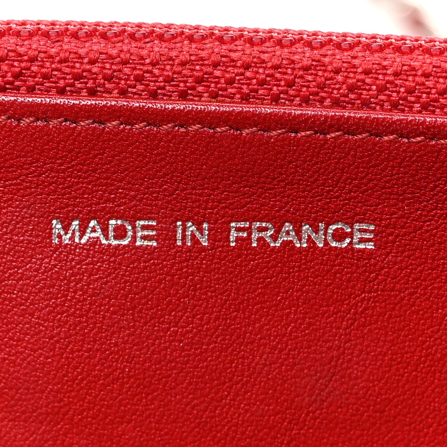 Patent Quilted Brilliant Wallet On Chain WOC Red