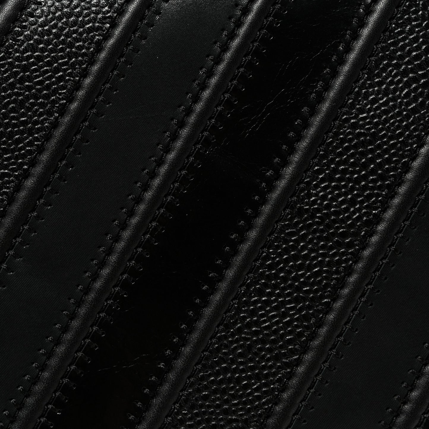 Calfskin Caviar Suede Chevron New Medium Boy Flap Black