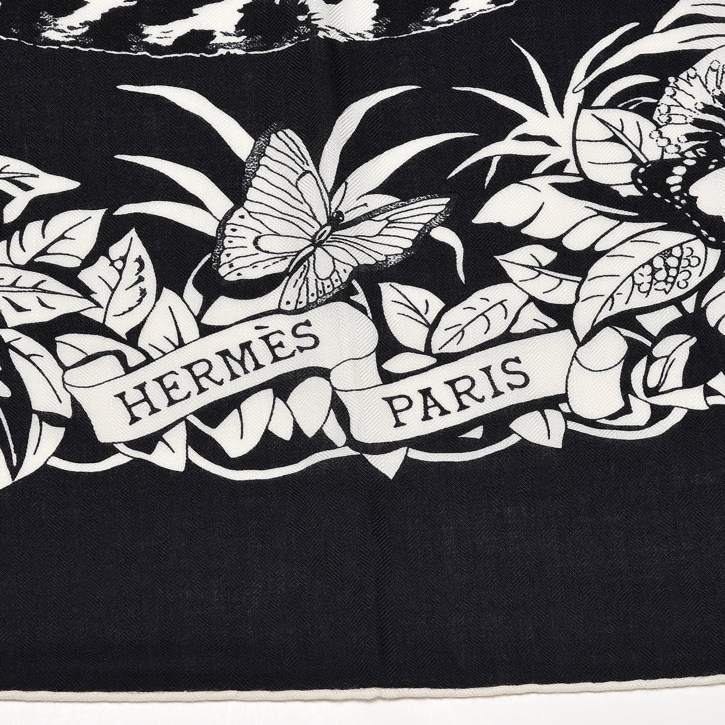 Cashmere Silk Jungle Love Tattoo Shawl 140 Bleu Black White