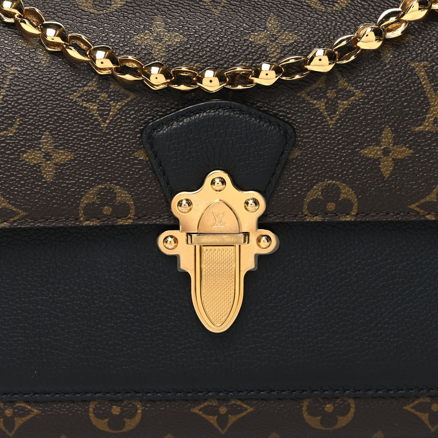 Monogram Victoire Black