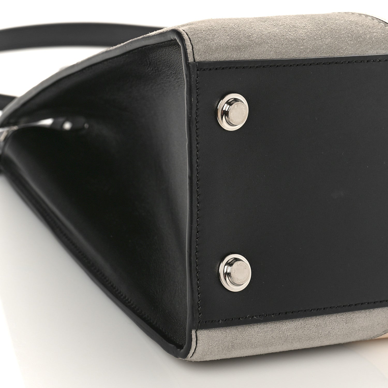 Louis Vuitton Calfskin Suede V City Steamer MM Black Beige 6 of 7