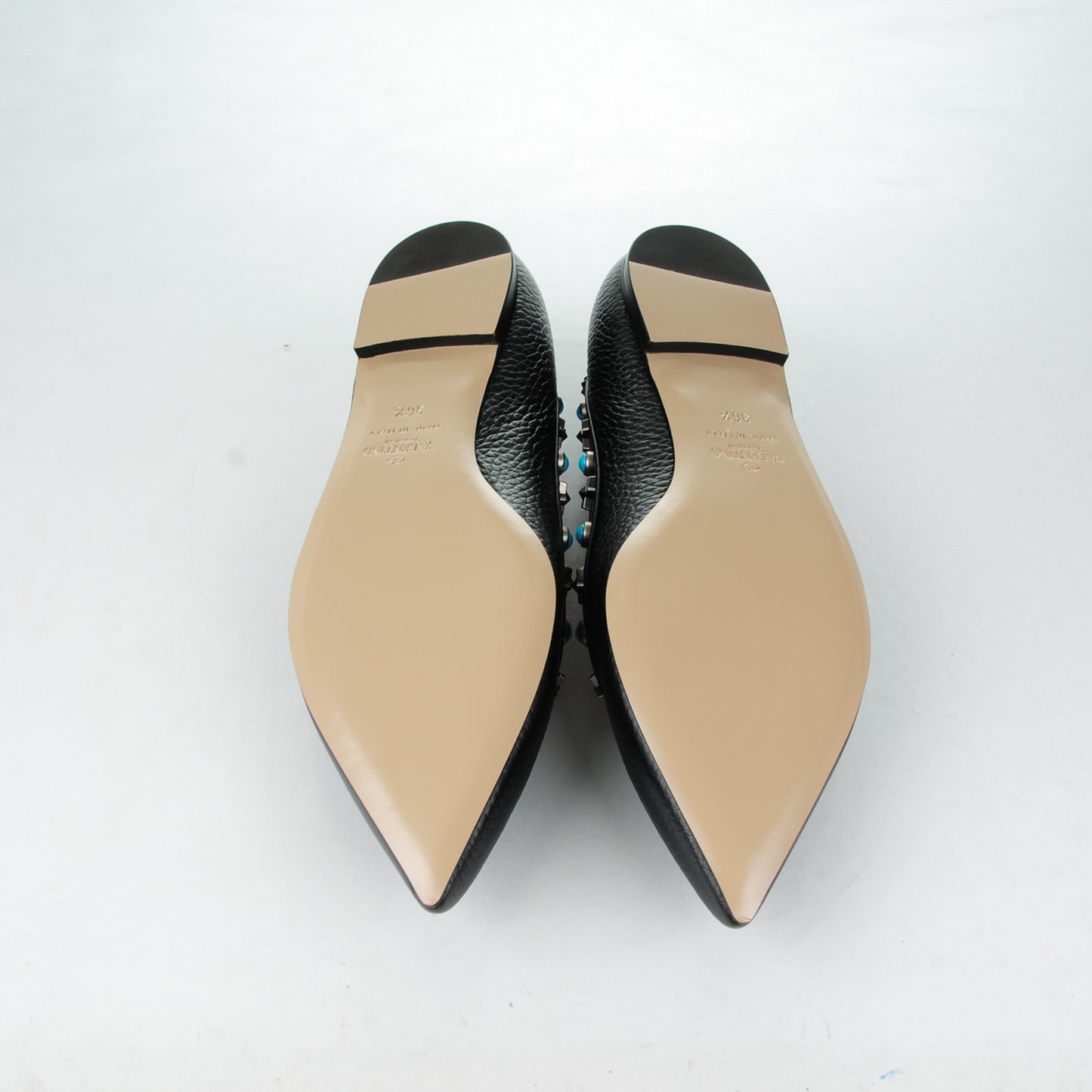 Pebbled Calfskin Rockstud Rolling Ballerina Flats 36.5 Black