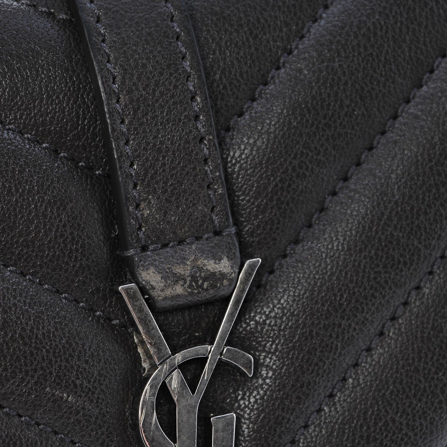 Sheepskin Matelasse Chevron Monogram College Chain Wallet Coal