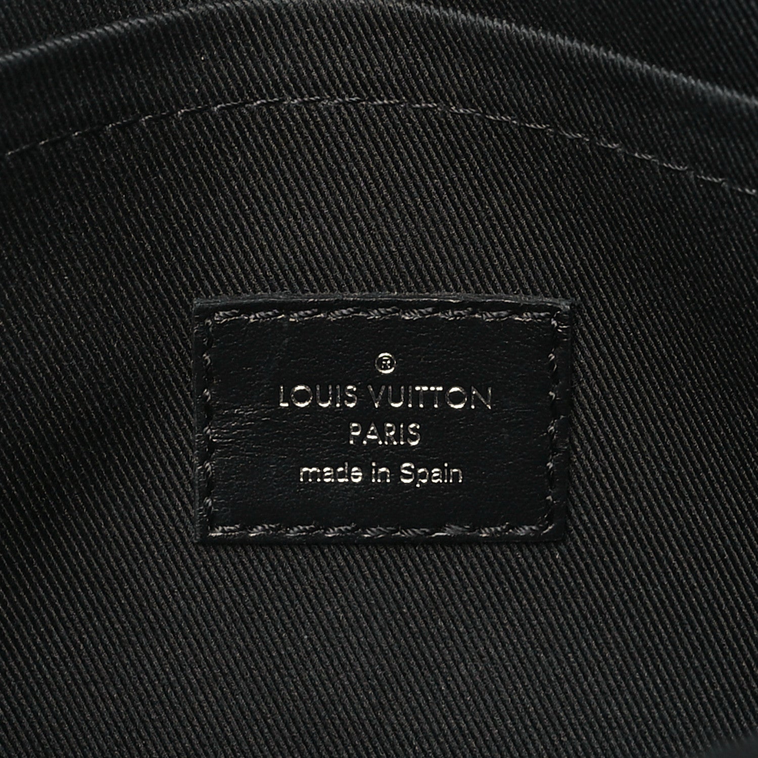 Louis Vuitton Damier Graphite 3D Studio Messenger 6 of 9