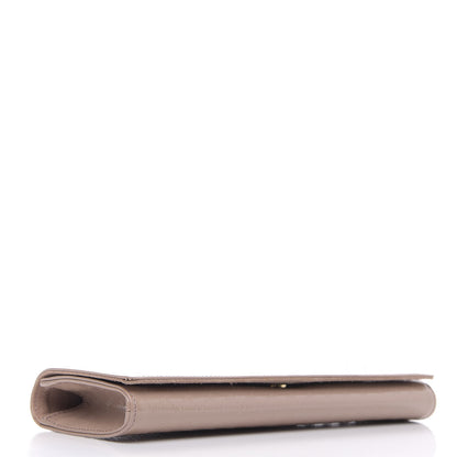 Gucci Patent Microguccissima Small Broadway Clutch Dark Cipria 3 of 9