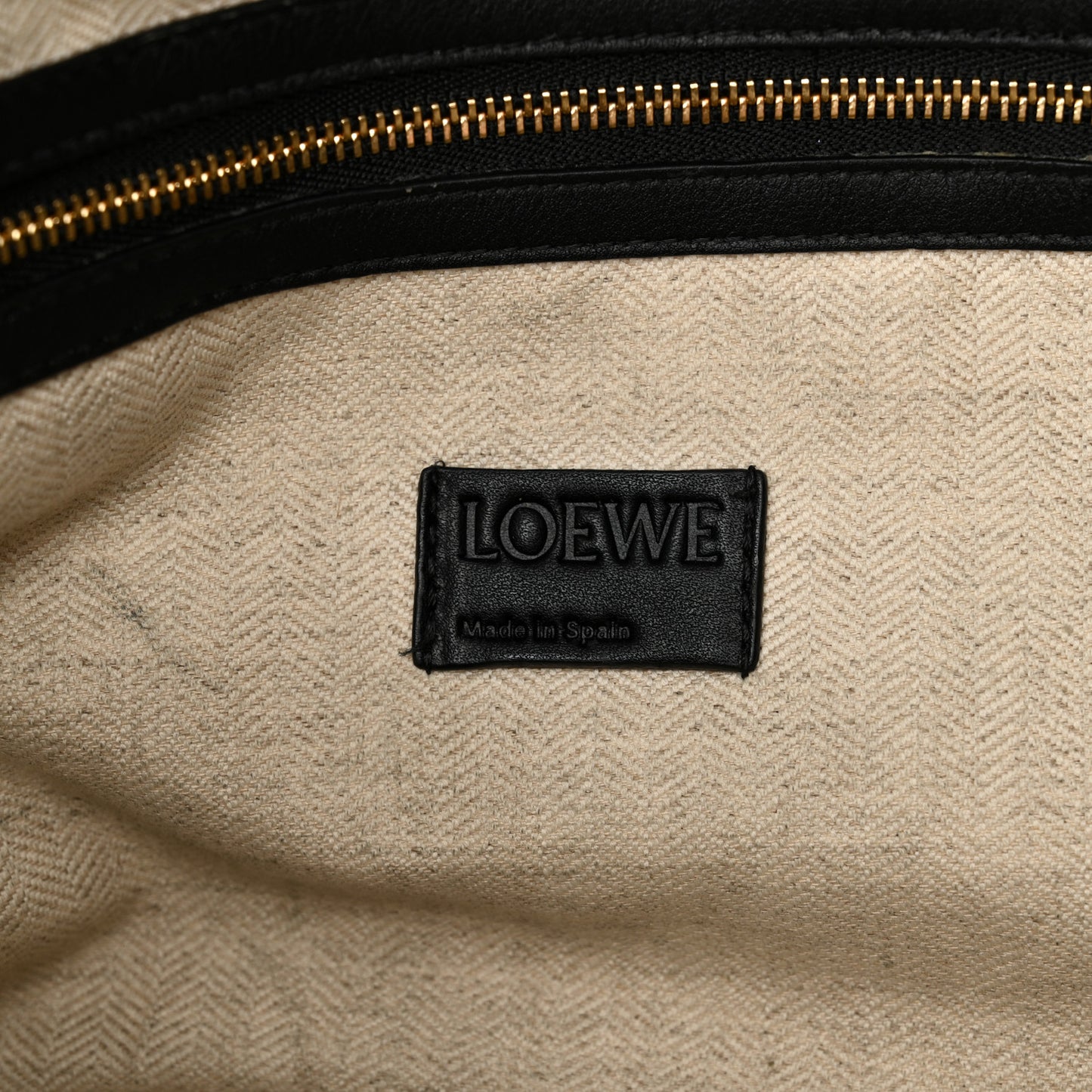Calfskin Flamenco Knot XL Shoulder Bag Black