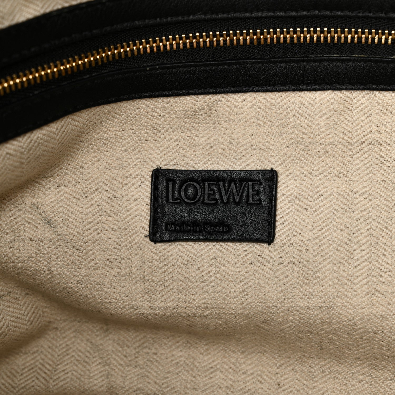 Loewe Calfskin Flamenco Knot XL Shoulder Bag Black 6 of 14