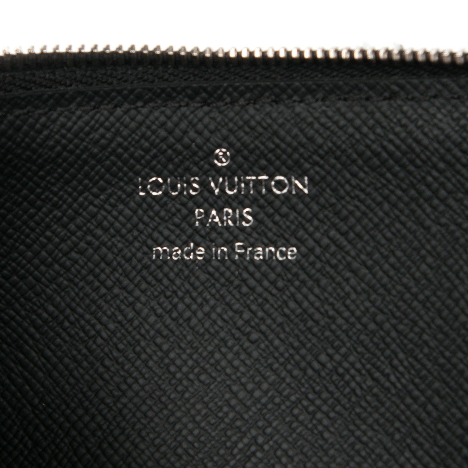 Louis Vuitton Damier Graphite 4 Key Holder 6 of 6