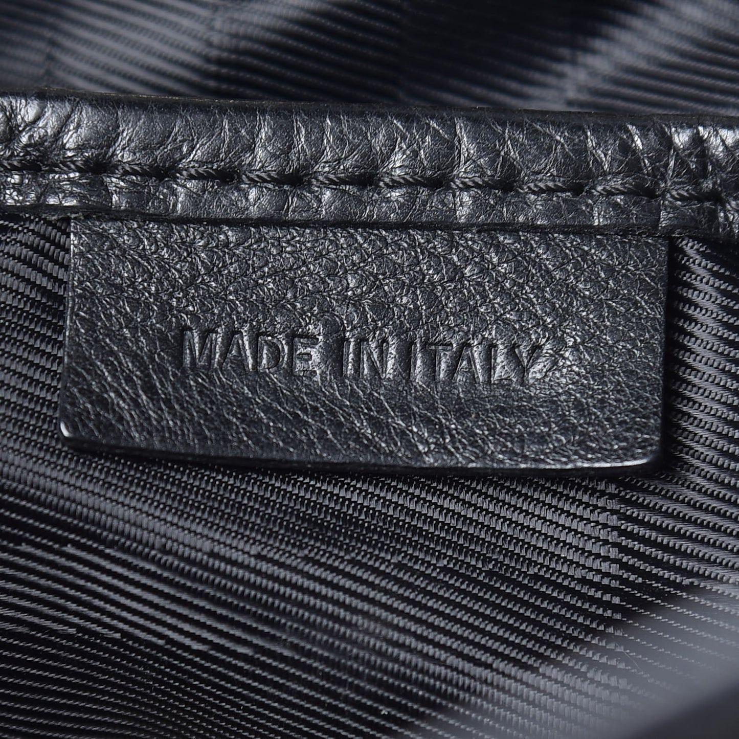 House Check Quilted Tote Black