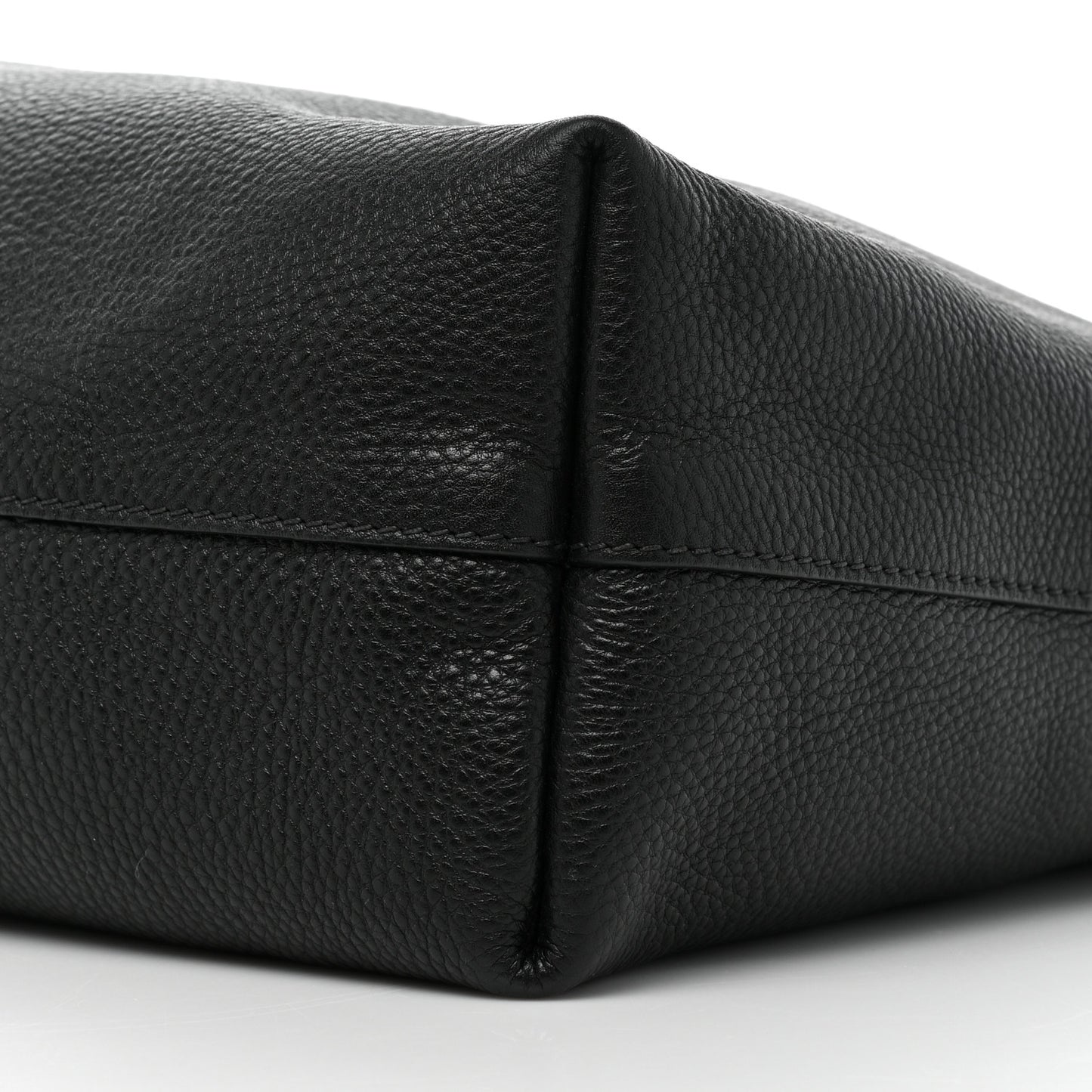Vitello Daino Shopping Tote Black