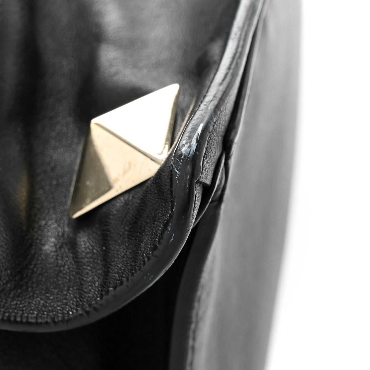Vitello Macro Rockstud Runway Tote Black