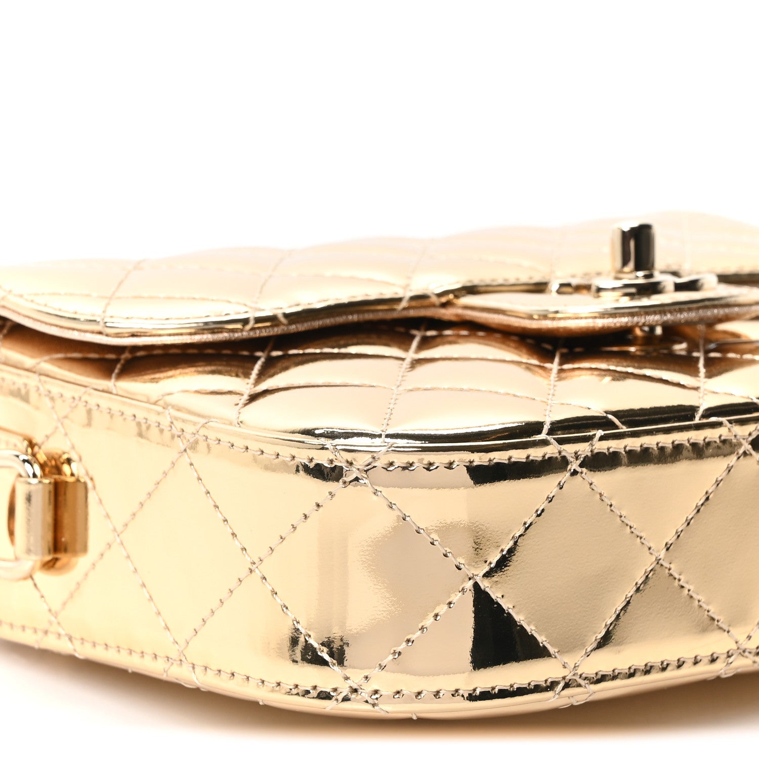 Chanel Mirror Calfskin Metallic Calfskin Quilted Hollywood Boulevard Flap With Star Coin Purse Gold 9 of 10