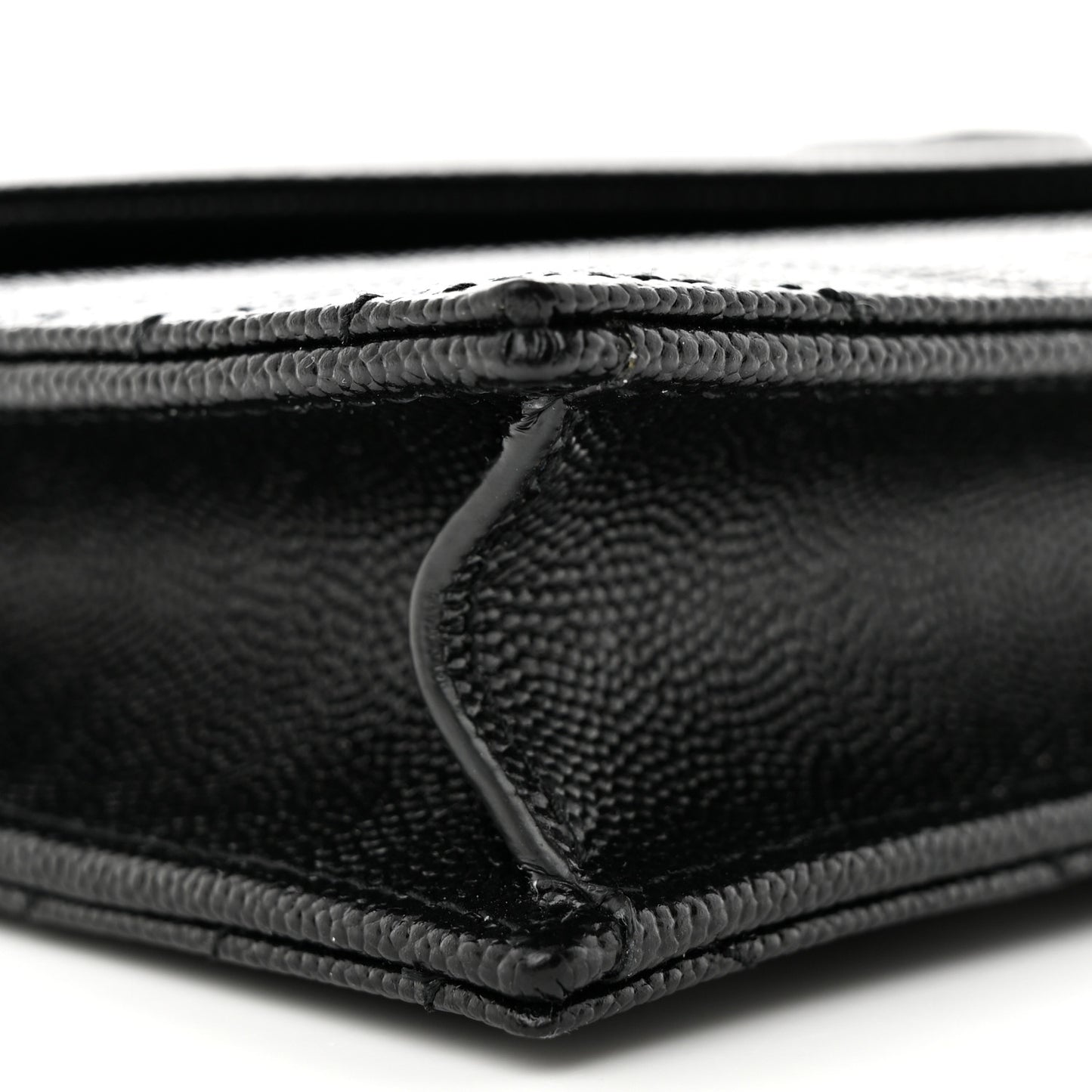 Grain De Poudre Matelasse Chevron Monochrome Monogam Envelope Chain Wallet Black