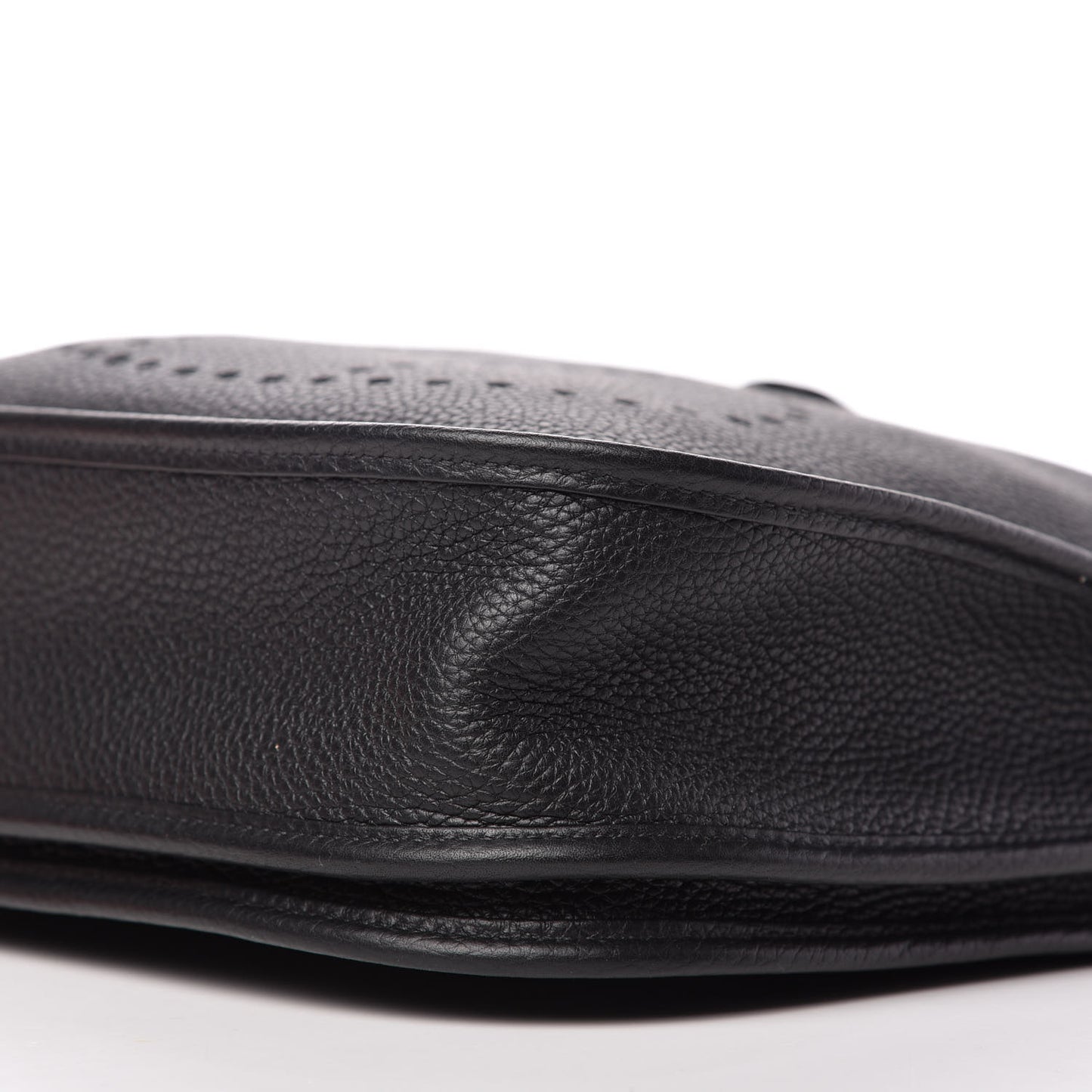 Taurillon Clemence Evelyne III PM Black