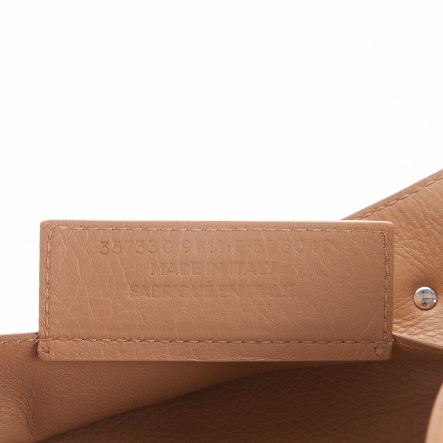 Veau Papier A5 Zip Around Tote Beige Desert