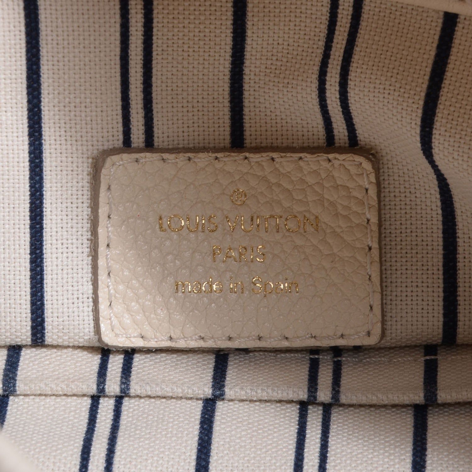 Louis Vuitton Empreinte Artsy MM Neige 6 of 7