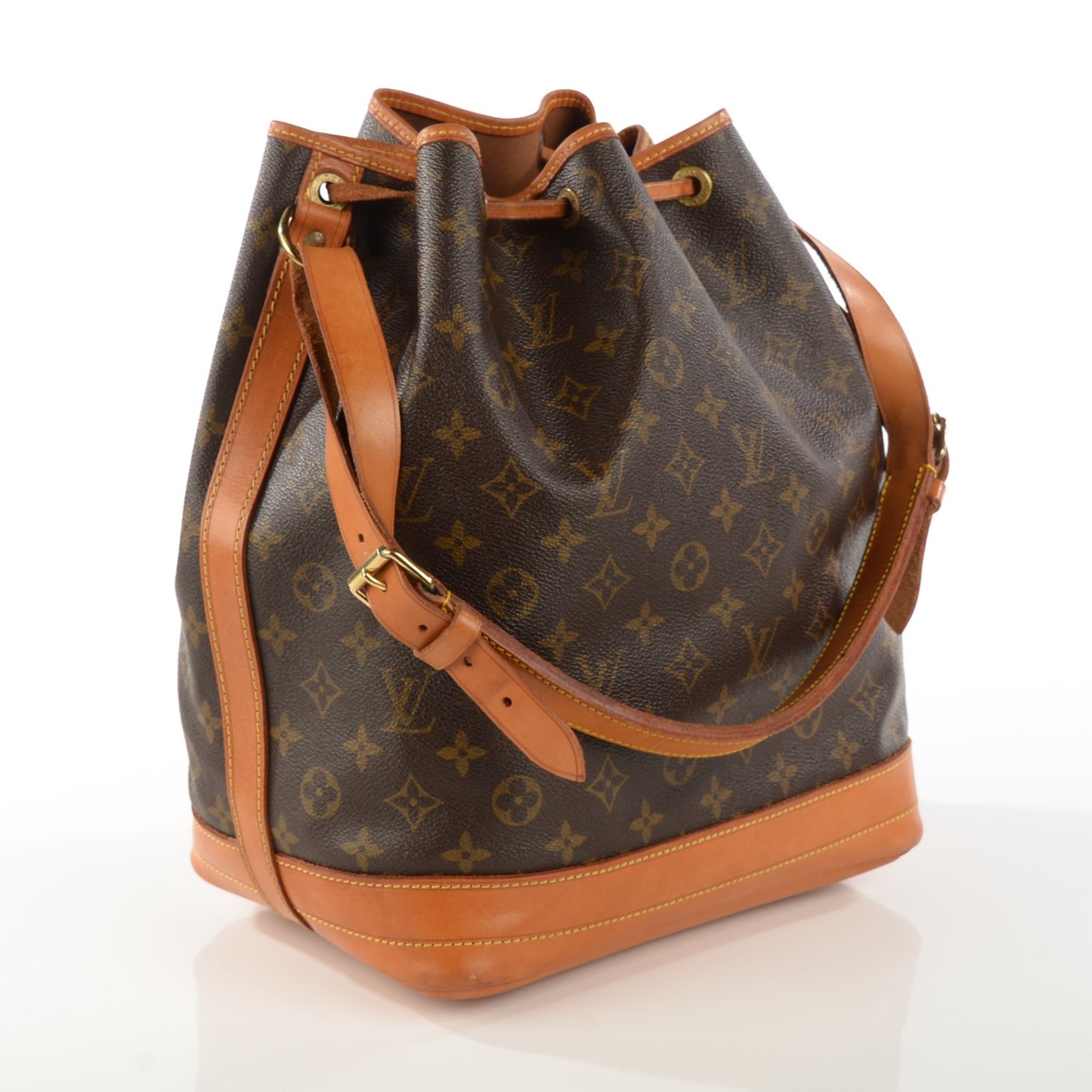 Monogram Noe