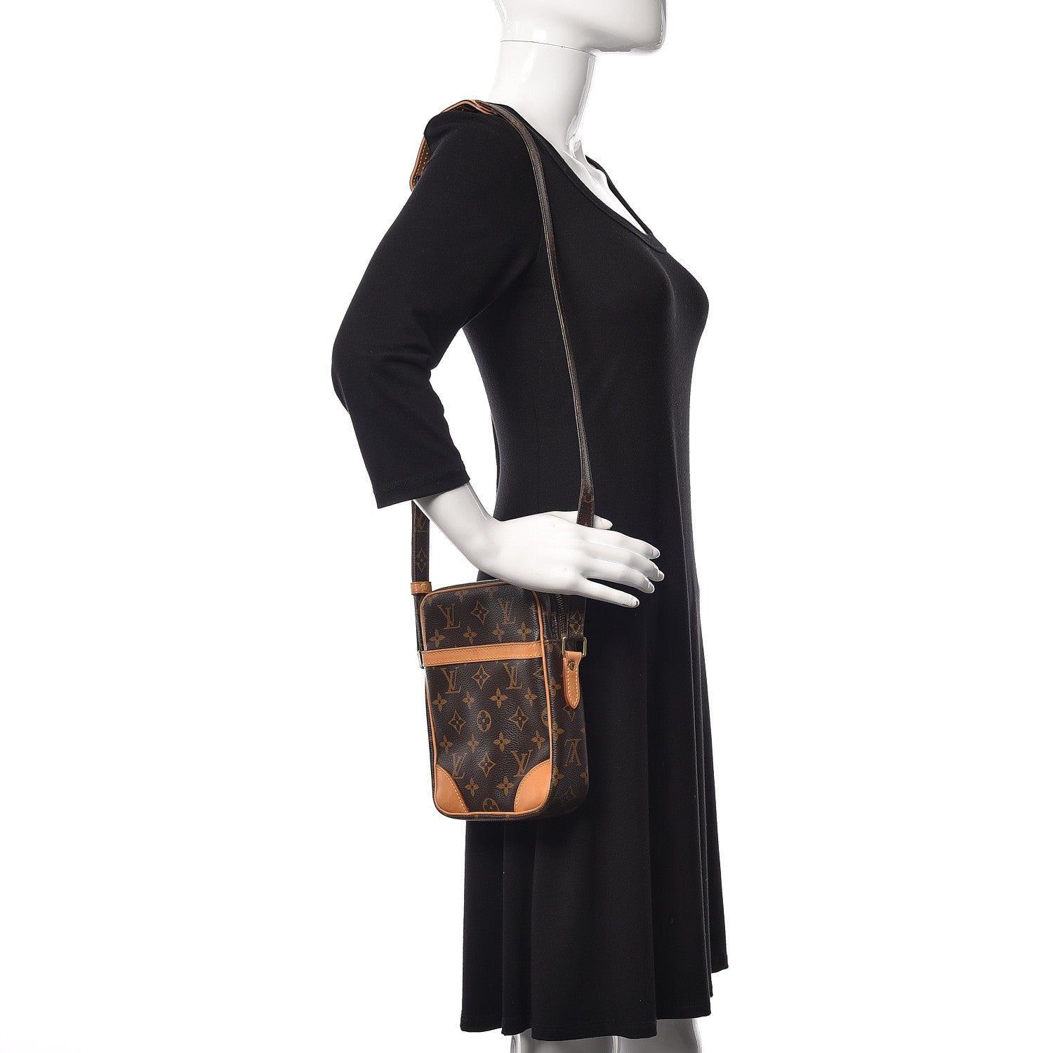 Louis Vuitton Monogram Danube 21 2 of 28