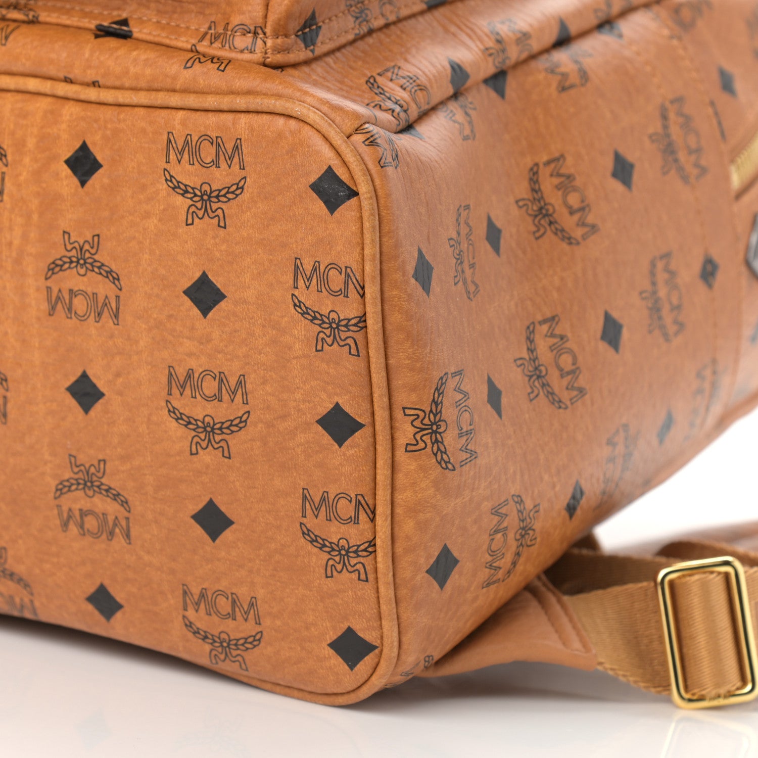 MCM Visetos Studded Medium Stark M Backpack Cognac 10 of 11