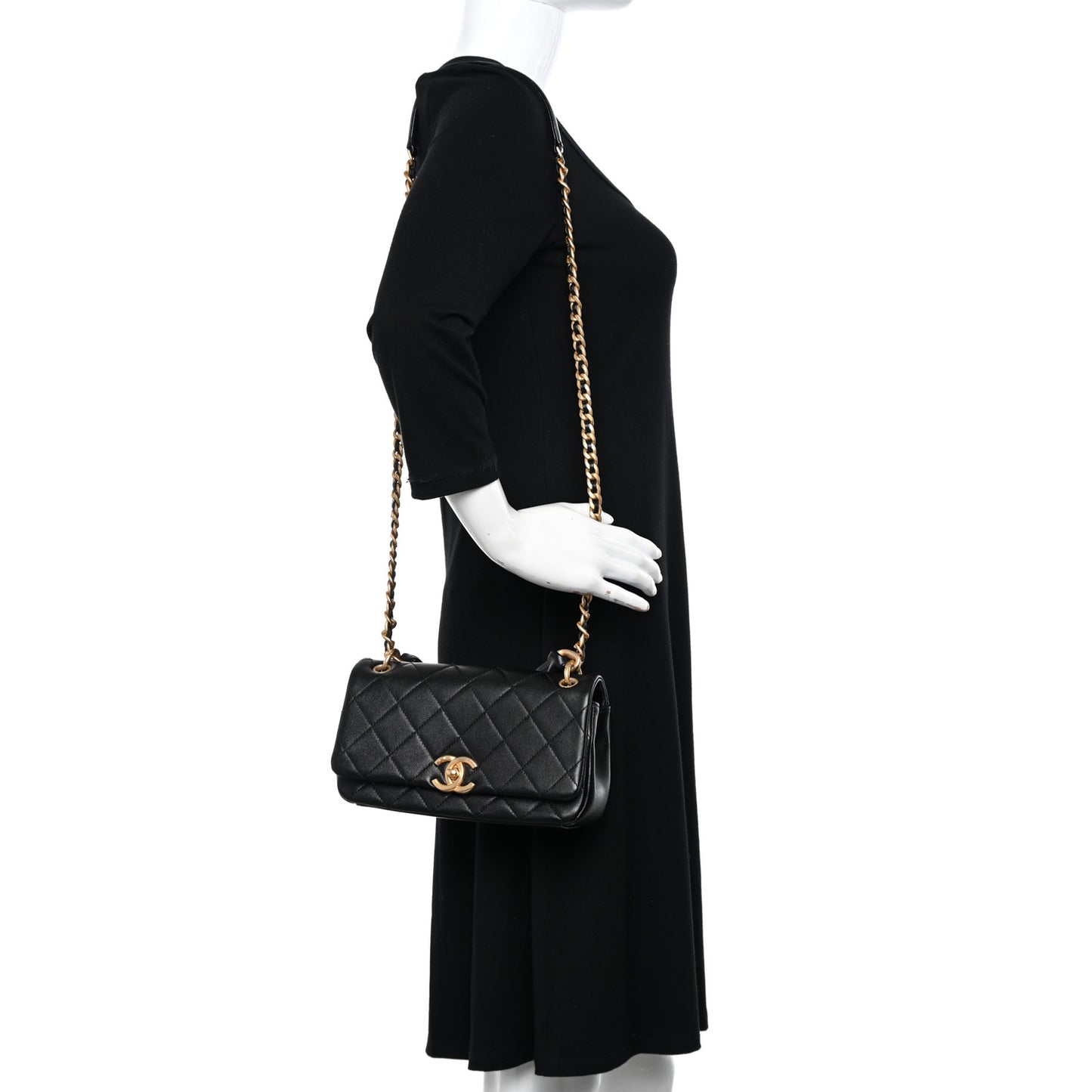 Shiny Lambskin Chain Is More Flap Black