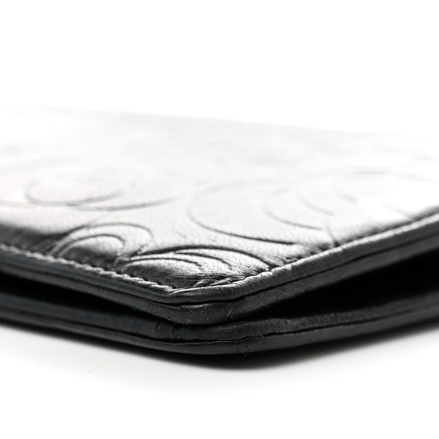Lambskin Camellia Embossed Yen Wallet Black
